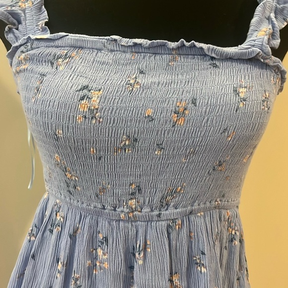 🌸5 FOR $25 🌸 Pink Rose light blue flower dress - Picture 5 of 8